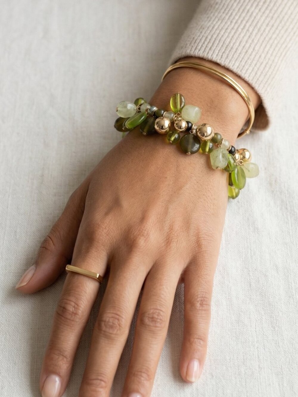Earth Tone Beaded Dangle Bracelet - Picture 3 of 4